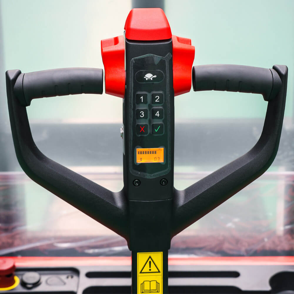 SCHORR Elektro Hochhubwagen PRO+ mit Freihub 1300KG (2,9m - 4,3m Hubhöhe)